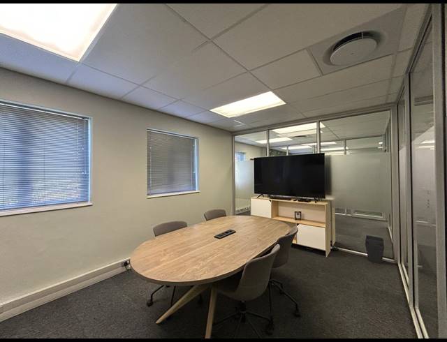 159M² OFFICE TO LET IN STEENBERG